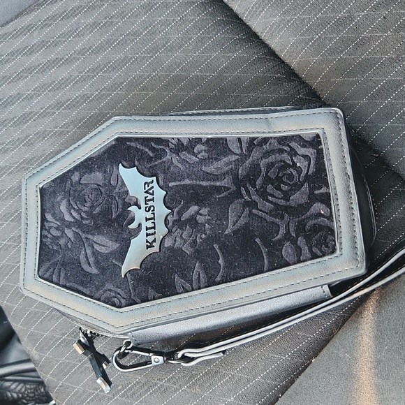 Killstar Vampire's Kiss Coffin Wallet Cross Zipper Bat Velvet Rose Goth Punk Zip - Picture 4 of 5